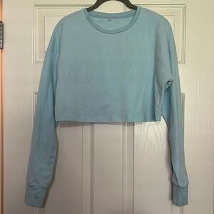 Long sleeve workout crop